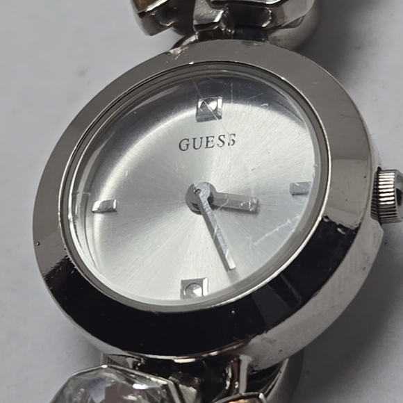 Womens Guess Pink Marquise Crystal Pearls Bows Silver Bracelet Watch New Battery - Picture 10 of 10